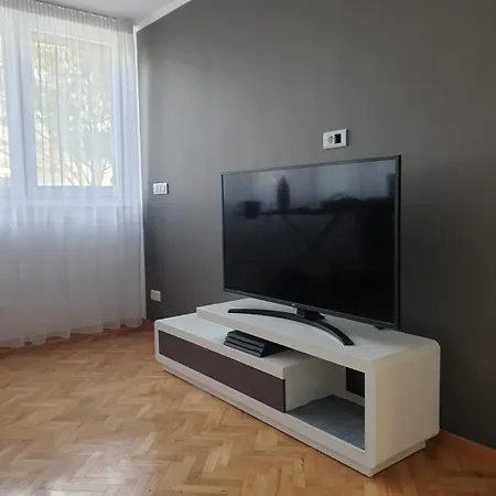 Two-room Close To Center Apartment *