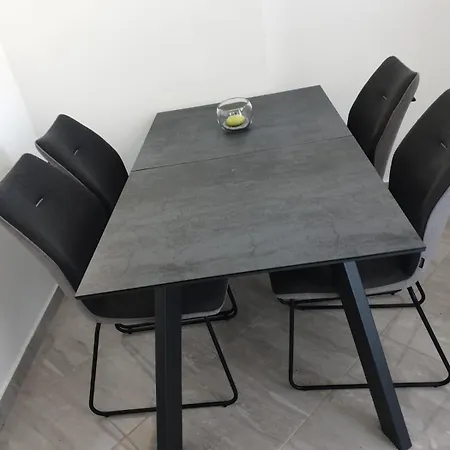 Two-room Close To Center * Σπλιτ